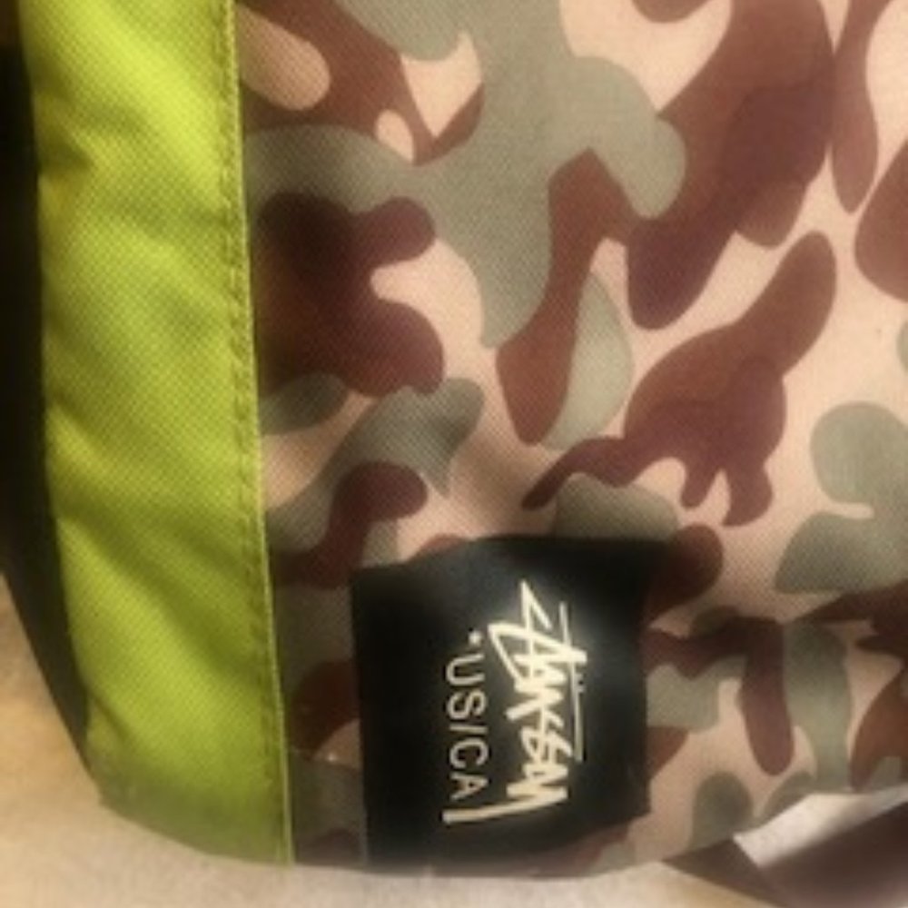 Like New STUSSY US/CA Triangle Backpack